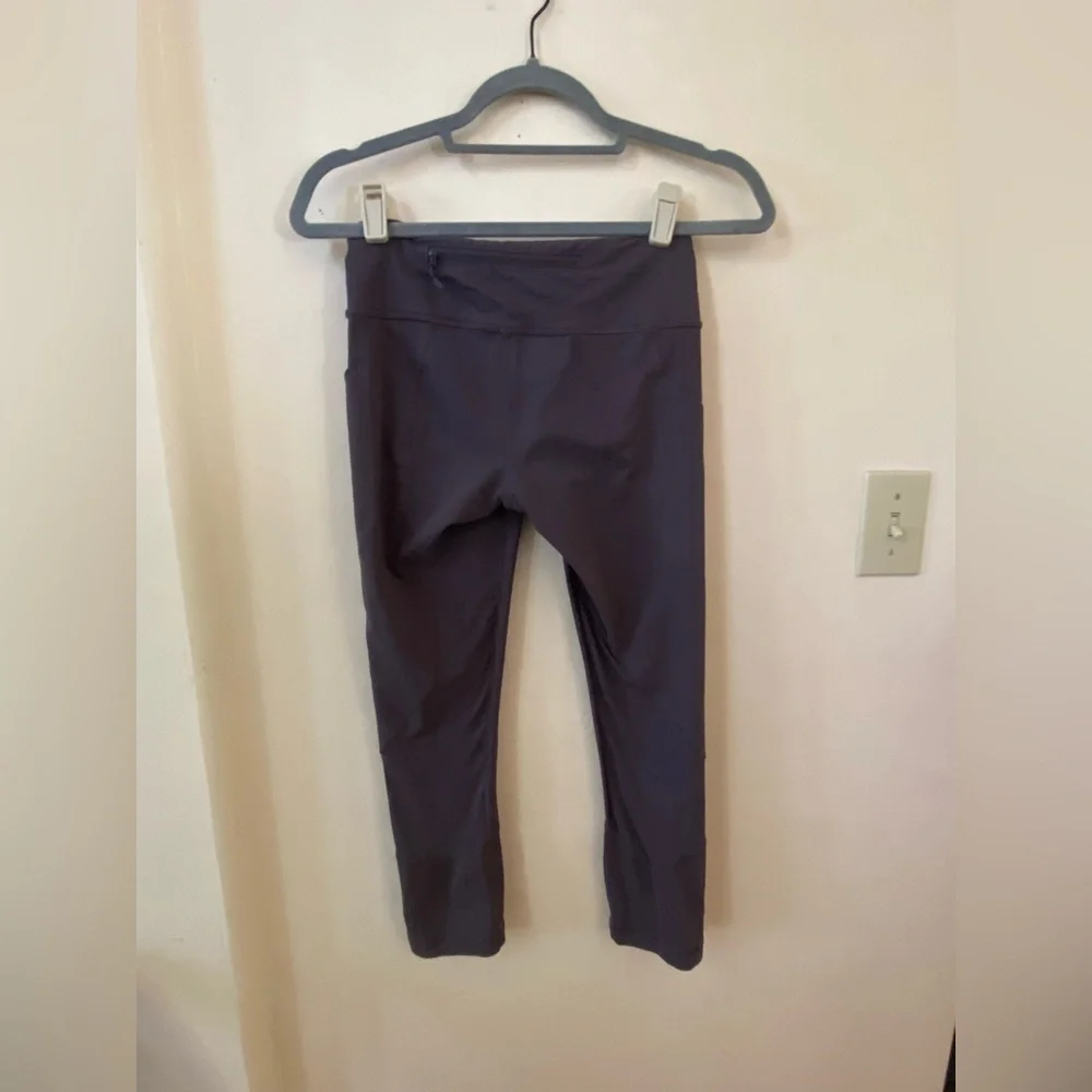 LULULEMON PACE RIVAL CROP 22” SIZE 4 PURPLE MOONPHASE LEGGINGS FULL ON LUXTREME